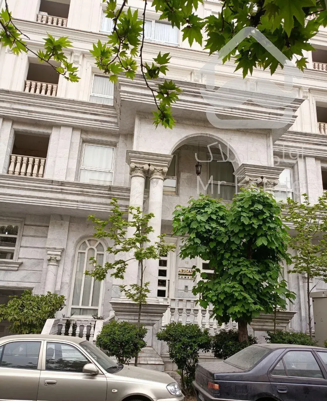 فروش3خواب شکیل ،جماران 2پارکینگه