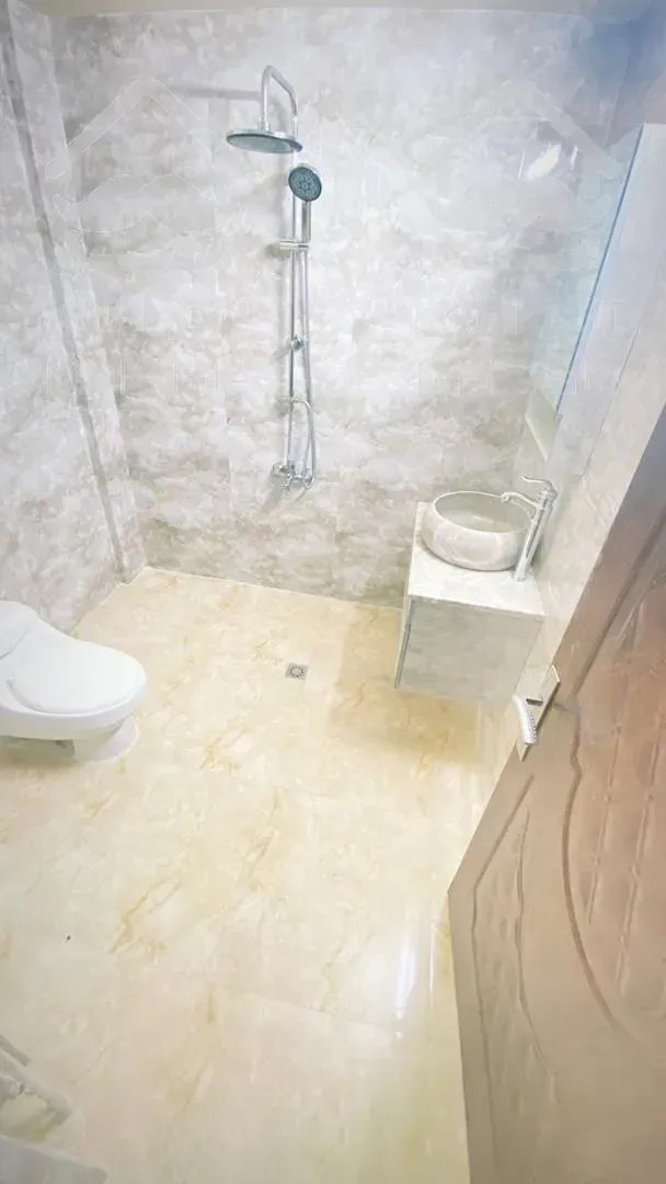 اجاره و رهن آپارتمان ولنجک 230  متر لوکس