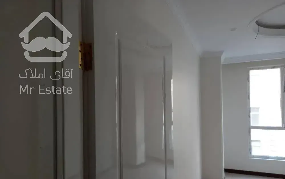 ۹۲ متر ۲ خواب در سهروردی شمالی بالای عباس اباد