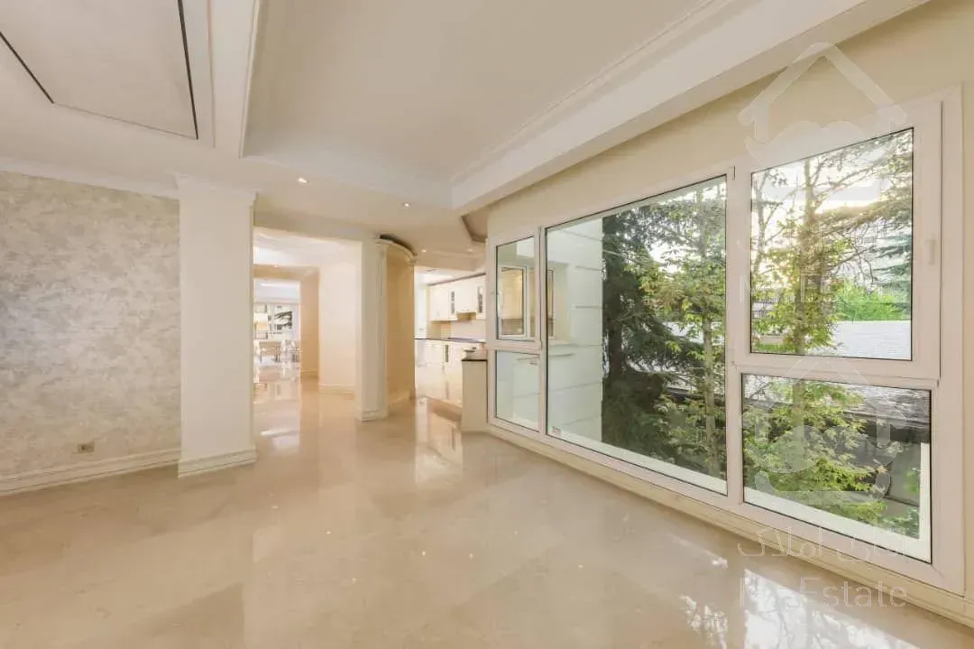 خرید 300 متری نیاوران مرجان