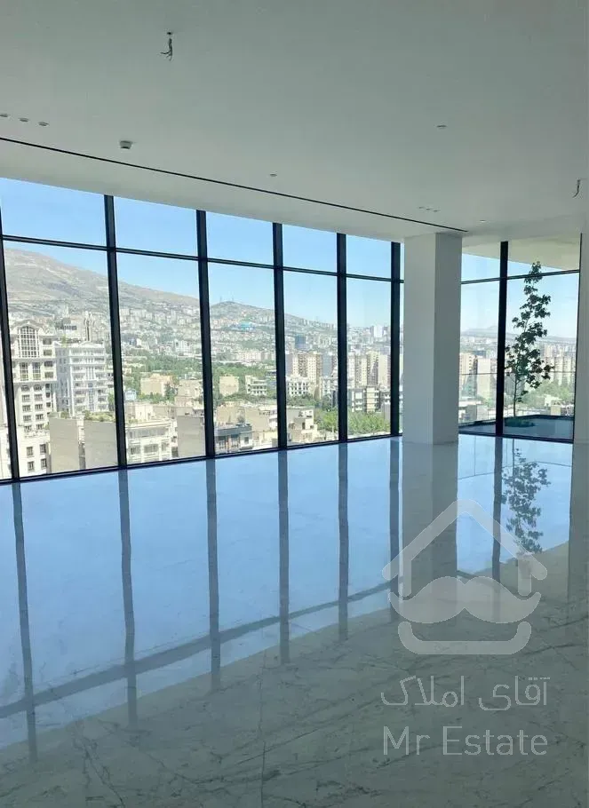 برج مدرن تک واحدی با ١٠٠متر تراس