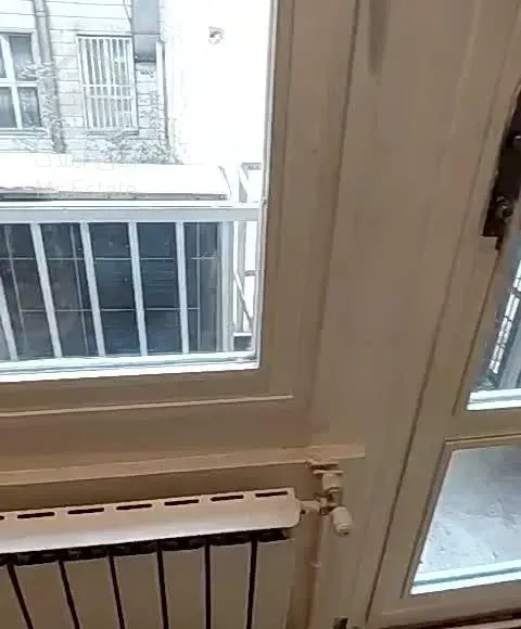 ۹۶ متر دوخوابه ۱۶ساله ۲۱۶غربی