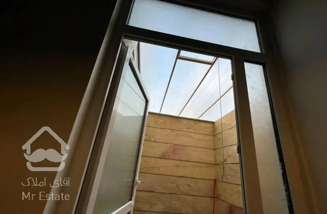 ۱۰۷ متر ۲ خواب نوساز کلید نخورده آلاله شرقی