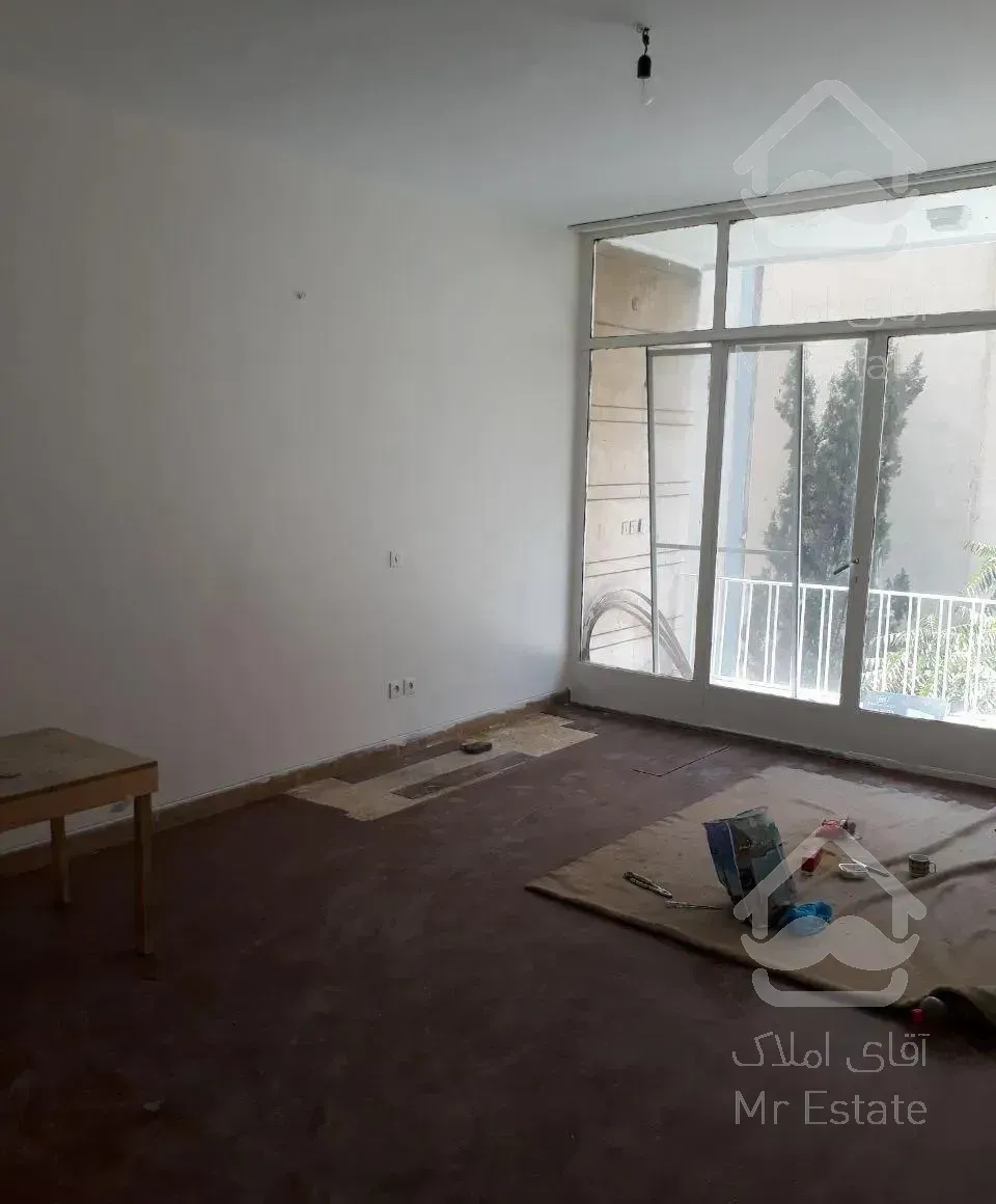 ۱۳۰ متر دو خواب/بازسازی شده/عشقیار(نیلوفر)