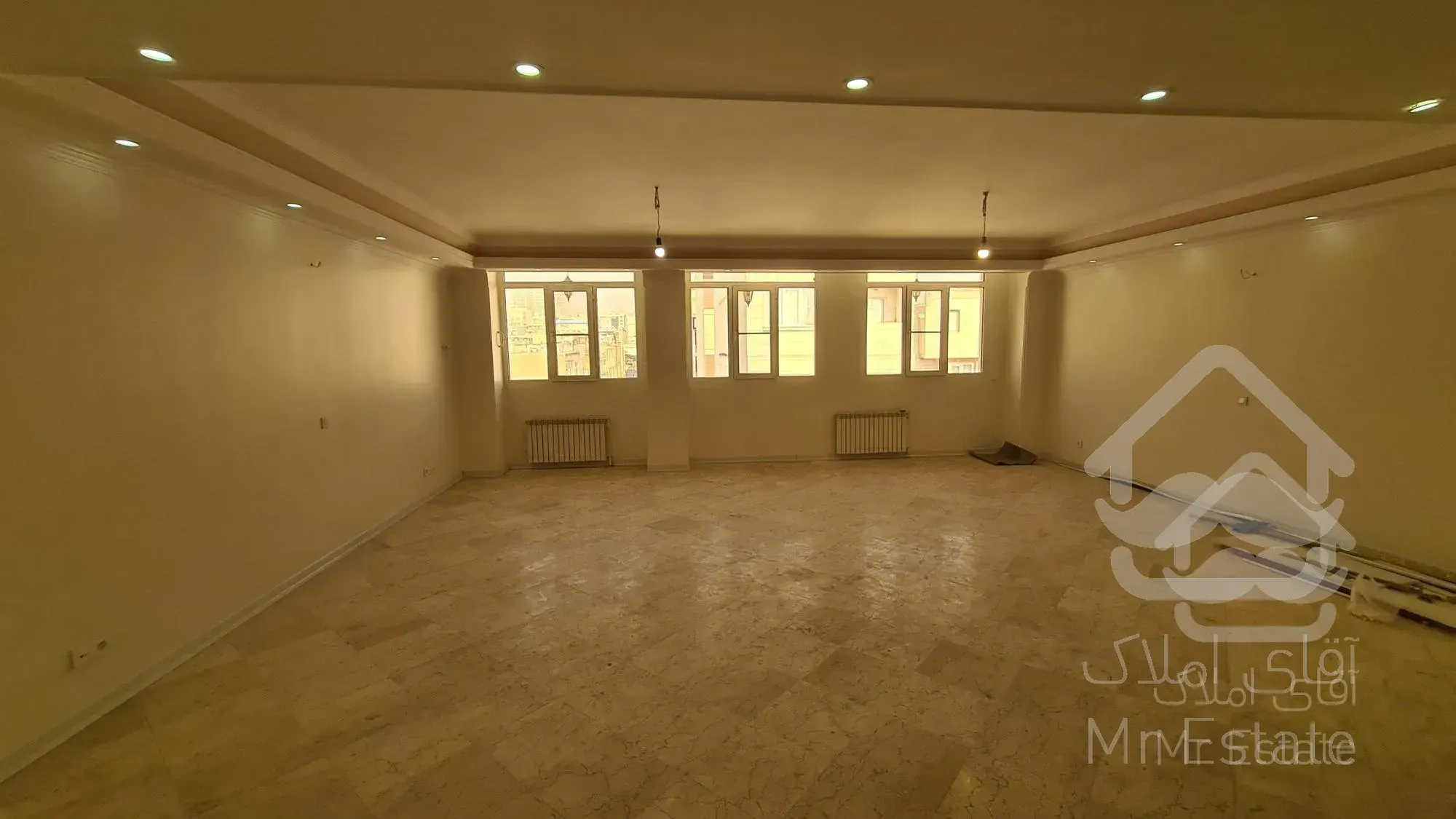 ۱۳۵ متر تکواحدی فول امکانات ۲ خواب ستارخان