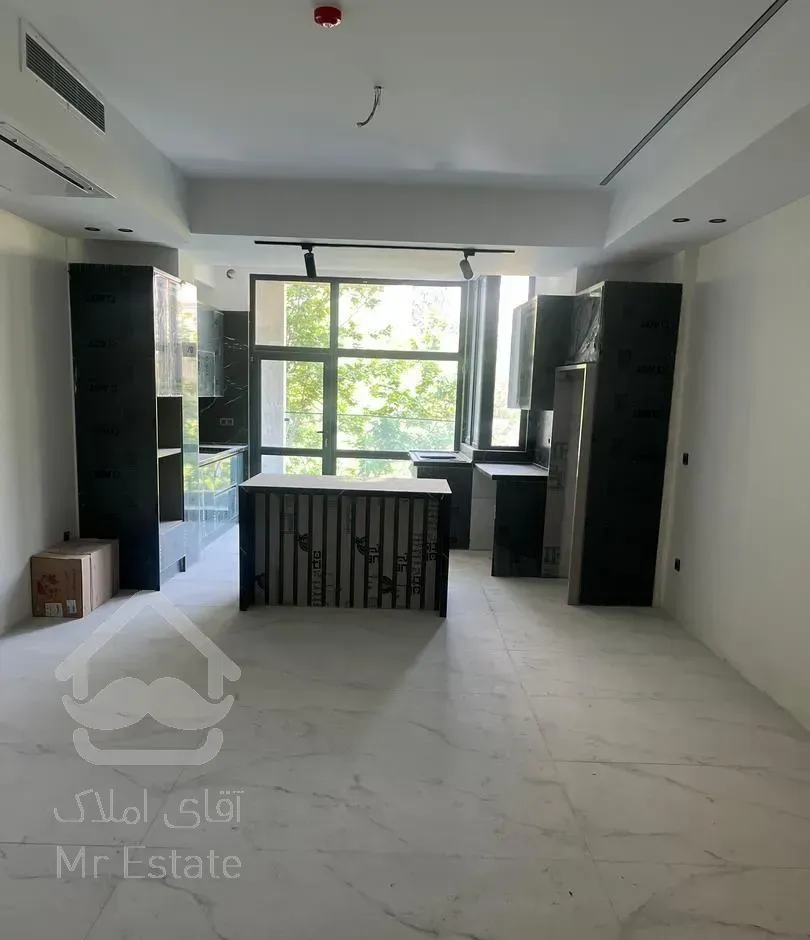 میرداماد جنوب ۱۳۰متر ۲خوابه فول امکانات