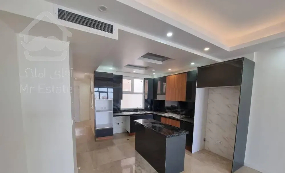 آپارتمان ۲خواب/کلید نخورده/غرق در نور