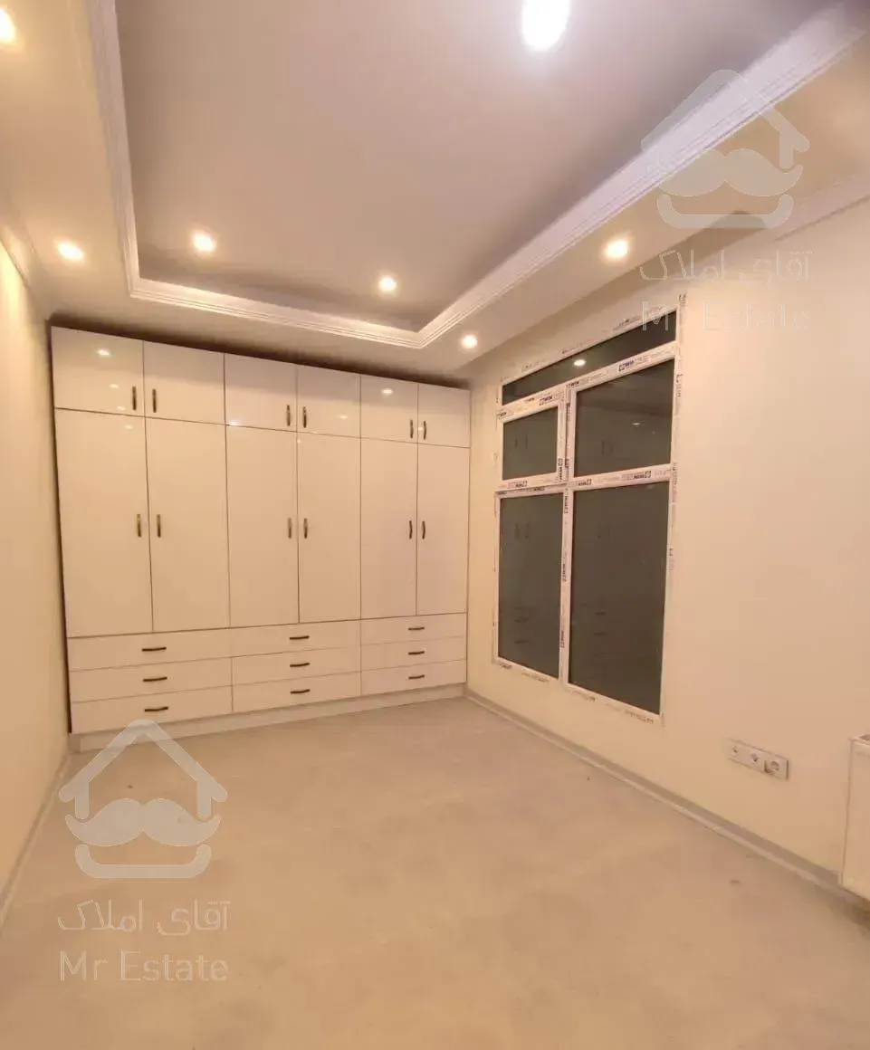 ۱۴۰ متر ۳ خوابه ۲ پارکینگ / چیتگر