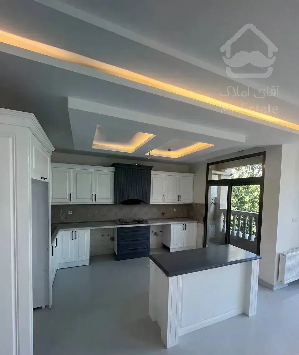 100متری/نزدیک به حرم/تکواحدی/غرق نور/اکبری