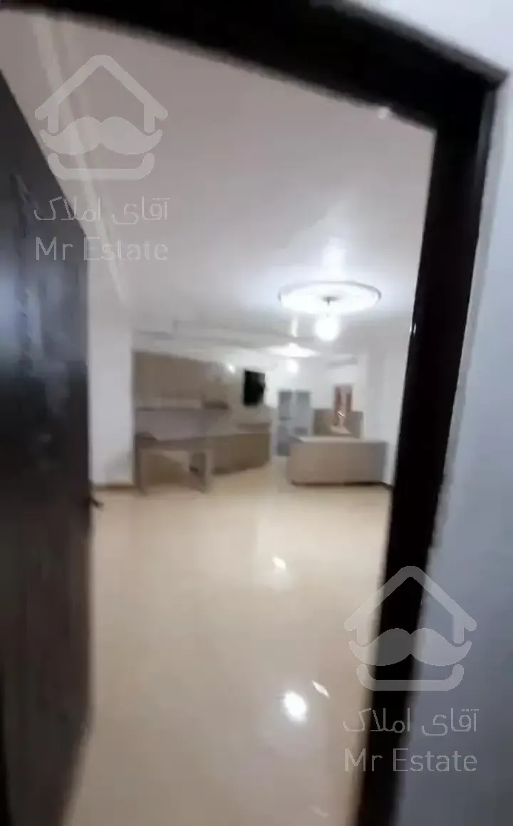 رهن آپارتمان /۱۰۰/ متری ط دوم مرکز شهر