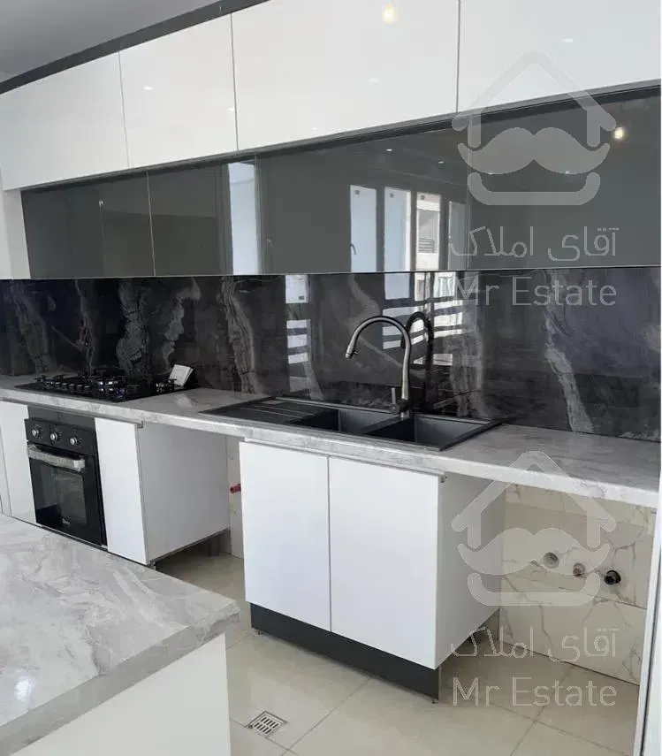 ساقدوش ۱۱۳ متر ۳ خواب روبه آفتاب