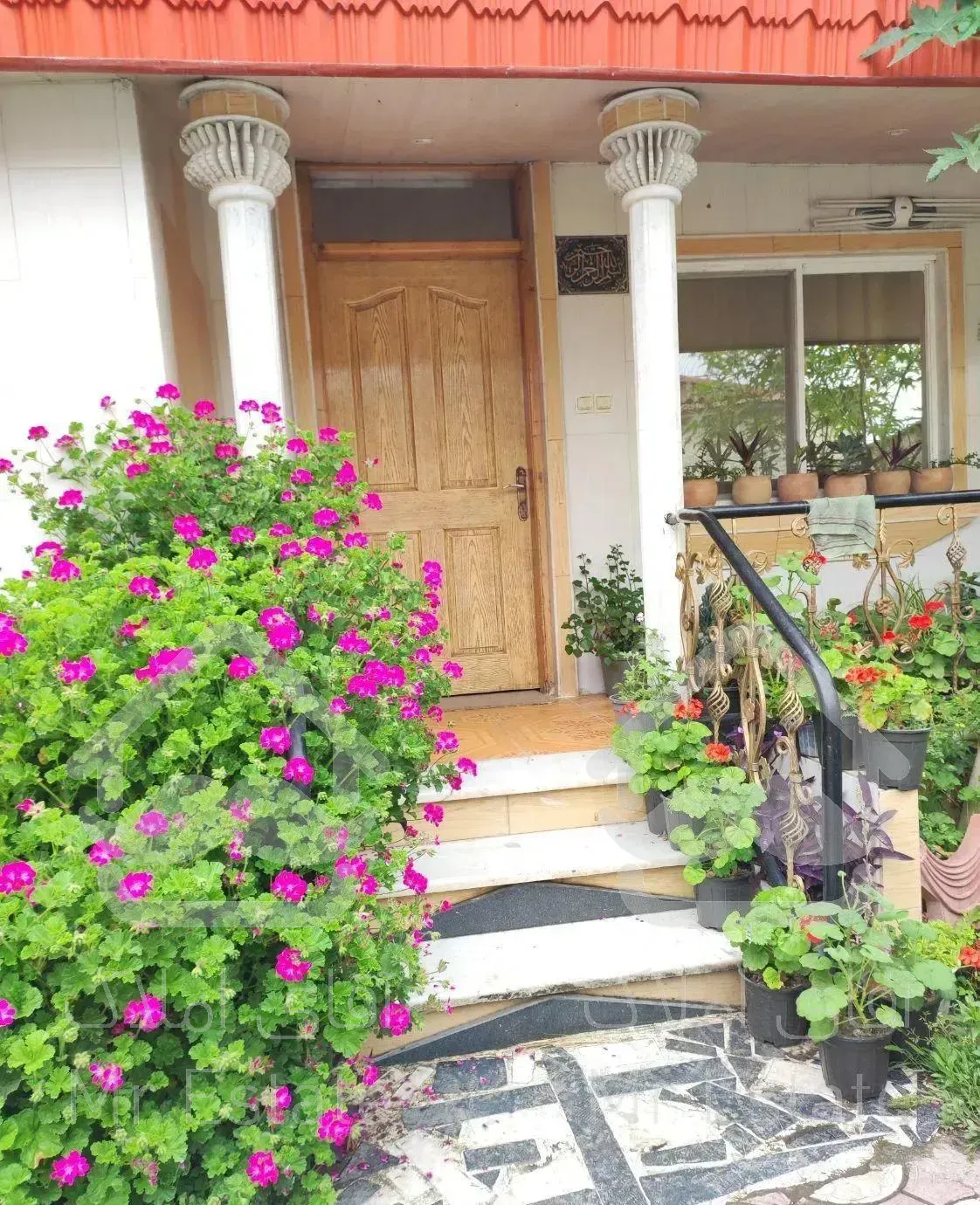 ویلا دربست در اختیار مسافر