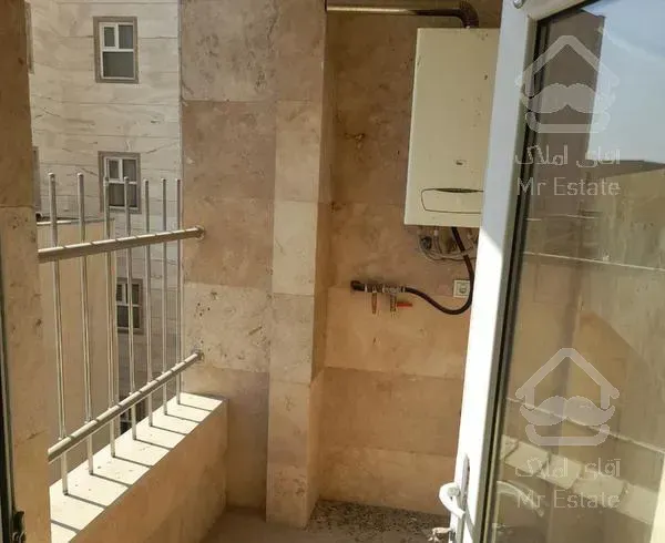 اپارتمان حدودن۱۳۰متردوخواب