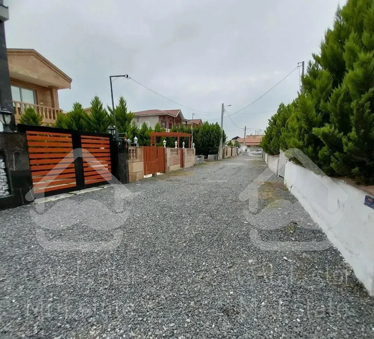 تریبلکس مدرن۳۲۰متری در شهرک خصوصی/سعادت اباد