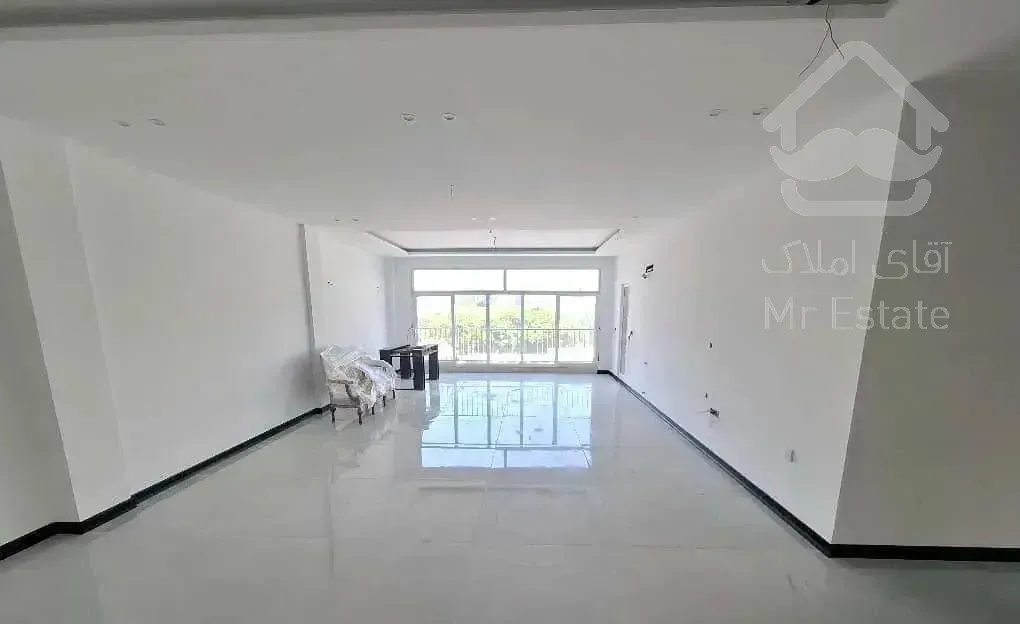 اجاره واحد ۲۰۰متری استخردار/ ۳خواب مستر/نوساز/ فول