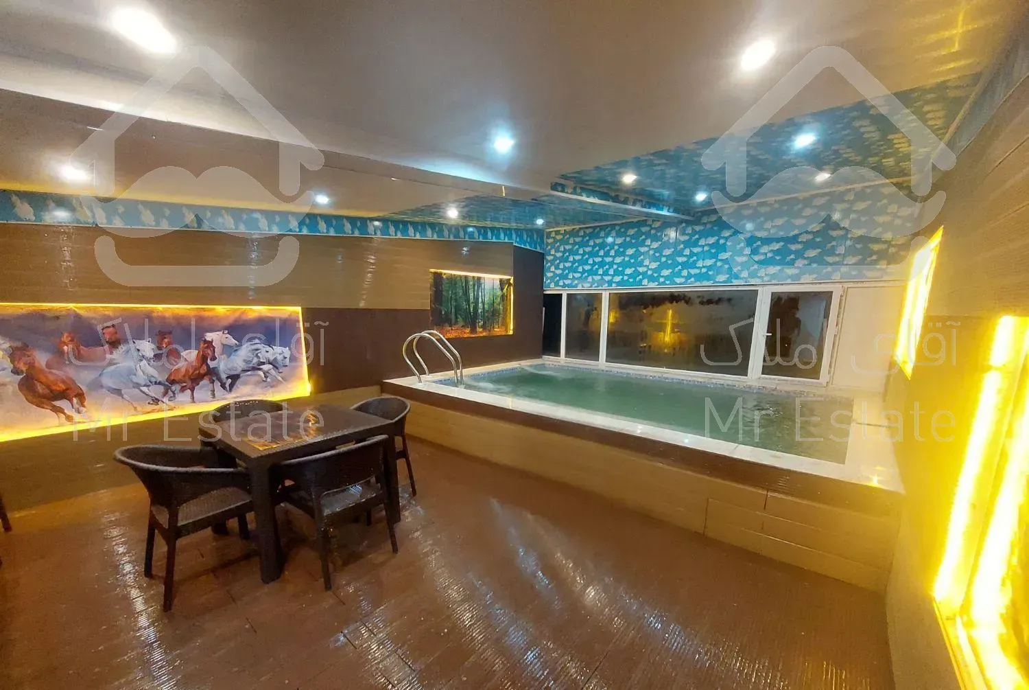 ویلا ساحلی استخر دار شیک دریا