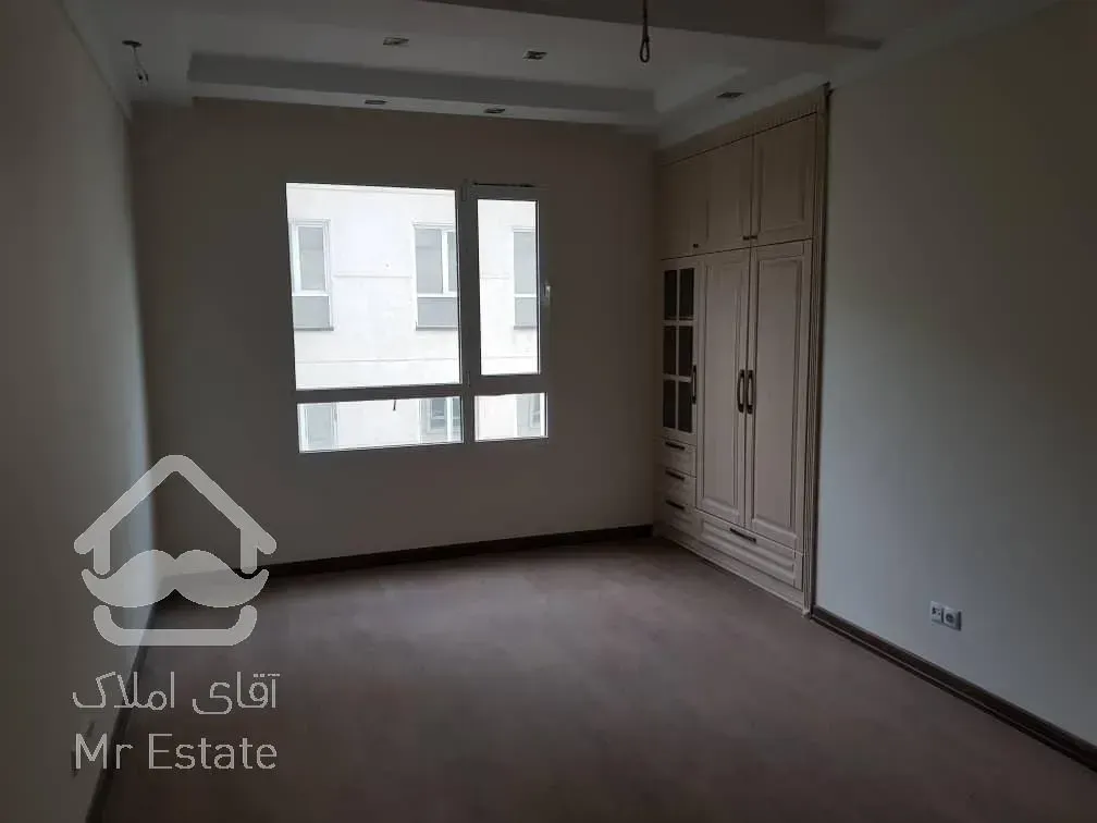 رهن و اجاره آپارتمان ۲۱۵ متری ۴ خوابه نیاوران