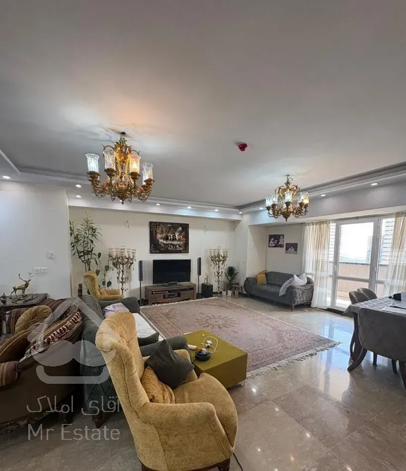 اجاره آپارتمان ۲۰۰ متری برج مجللG