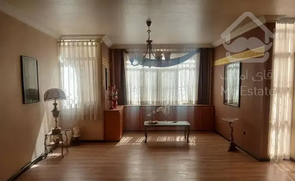 110متر آجودانیه تاپ لوکیشن