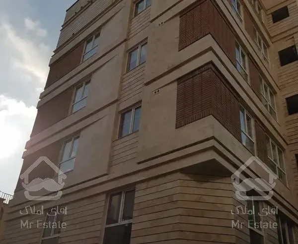 آپارتمان ۸۲ متری خوش نقشه