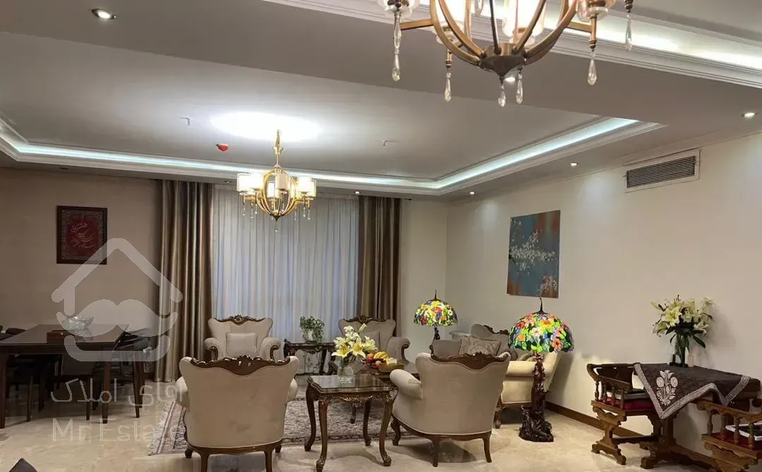 آپارتمان ۱۳۱ متر ۲ خواب آجودانیه