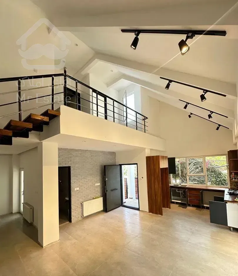 ویلاطرح دوبلکس مشجر/سندومدارک کامل/نزدیک جاده