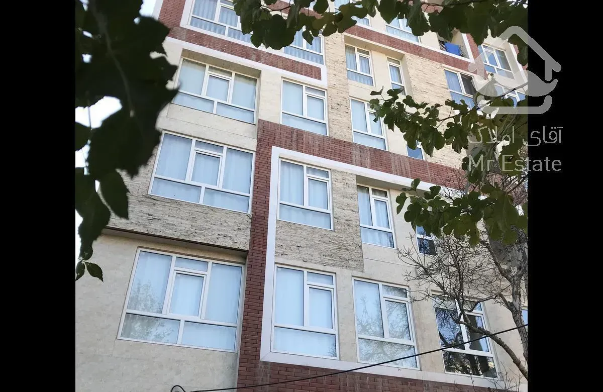 آپارتمان ۱۱۵متری سلمان فارسی رو به باغ سیب