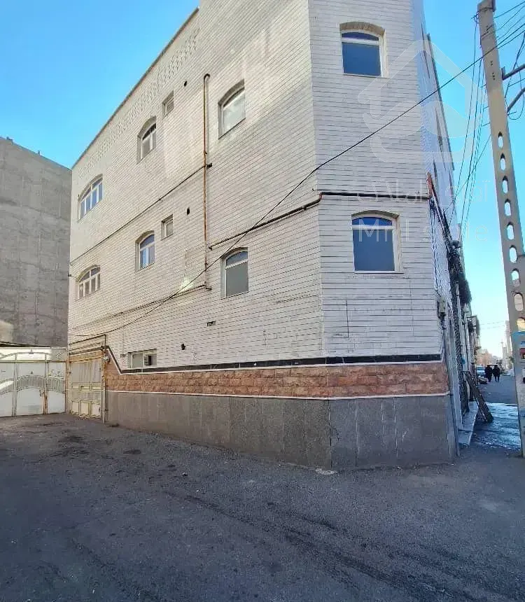 ۱۰۰متری شخصی ساز شنب غازان