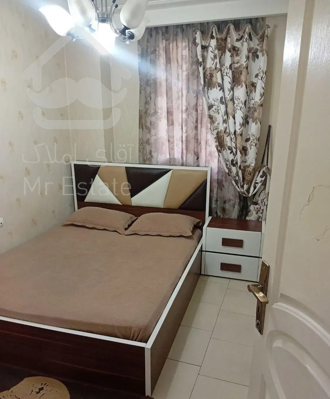 ۸۵ متری ۲ خوابه فول امکانات خوش نقشه