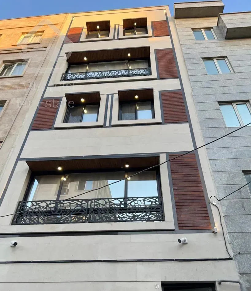 فروش ۲ اپارتمان‌دوبلکس عبدل اباد ۱۴۰ متری سه خوابه