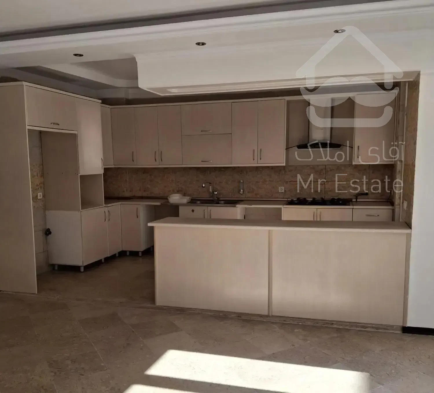 ۱۳۰ متر/ تکواحدی/ ۲ خواب