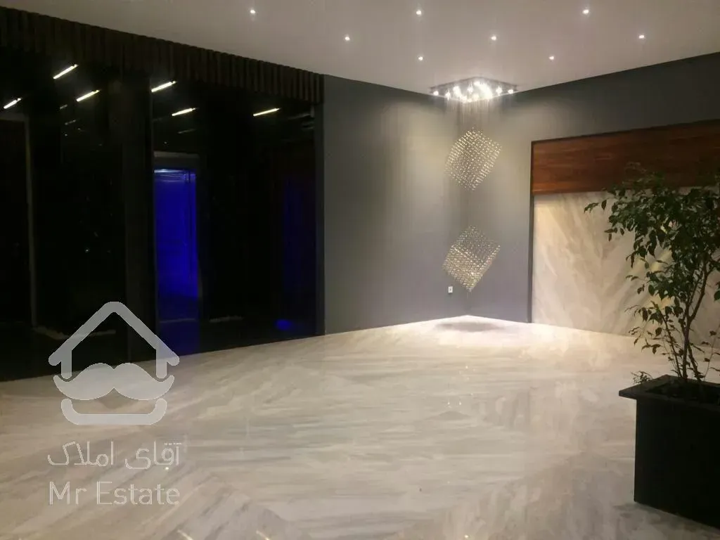 خرید آپارتمان 215 متری فرمانیه