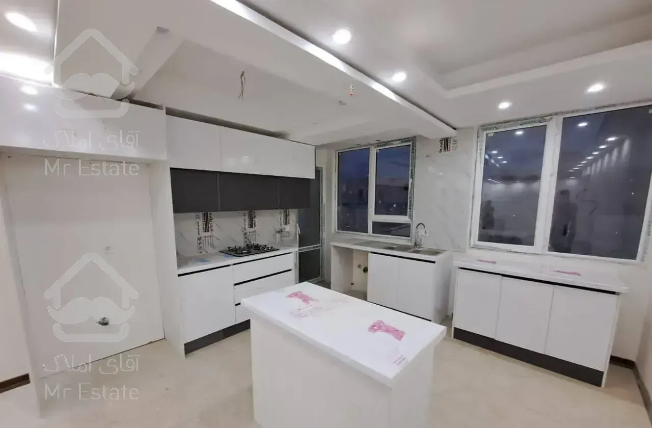 ۱۰۰ متر/ سالن پرده خور/ فول امکانات/ هاشمی