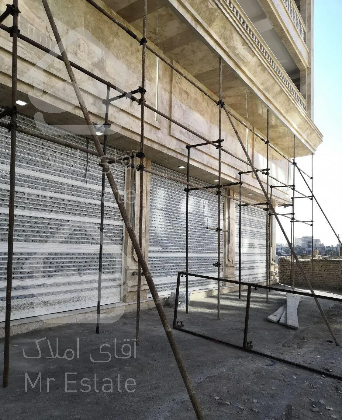 داربست فلزی درتمام نقاط شبانه روزی