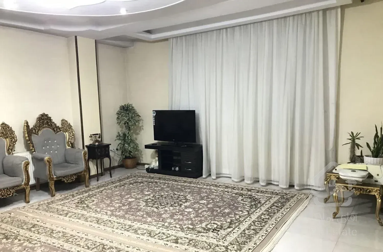 فروش آپارتمان ۱۰۰ متری بهترین لوکیشن بنیاد