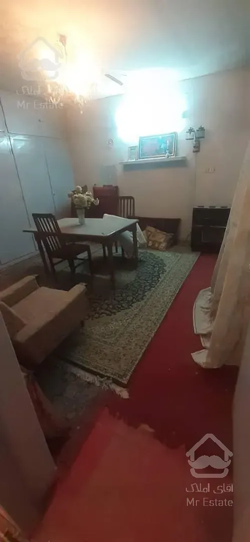 فروش خانه مسکونی کلنکی ۹۰ متر زمین ۱۴۰ متر زیر بنا دد و نیم طبقه مجزا