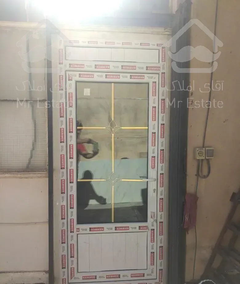 ساخت و تولید درب و پنجره upvc وتوری پلیسه ای