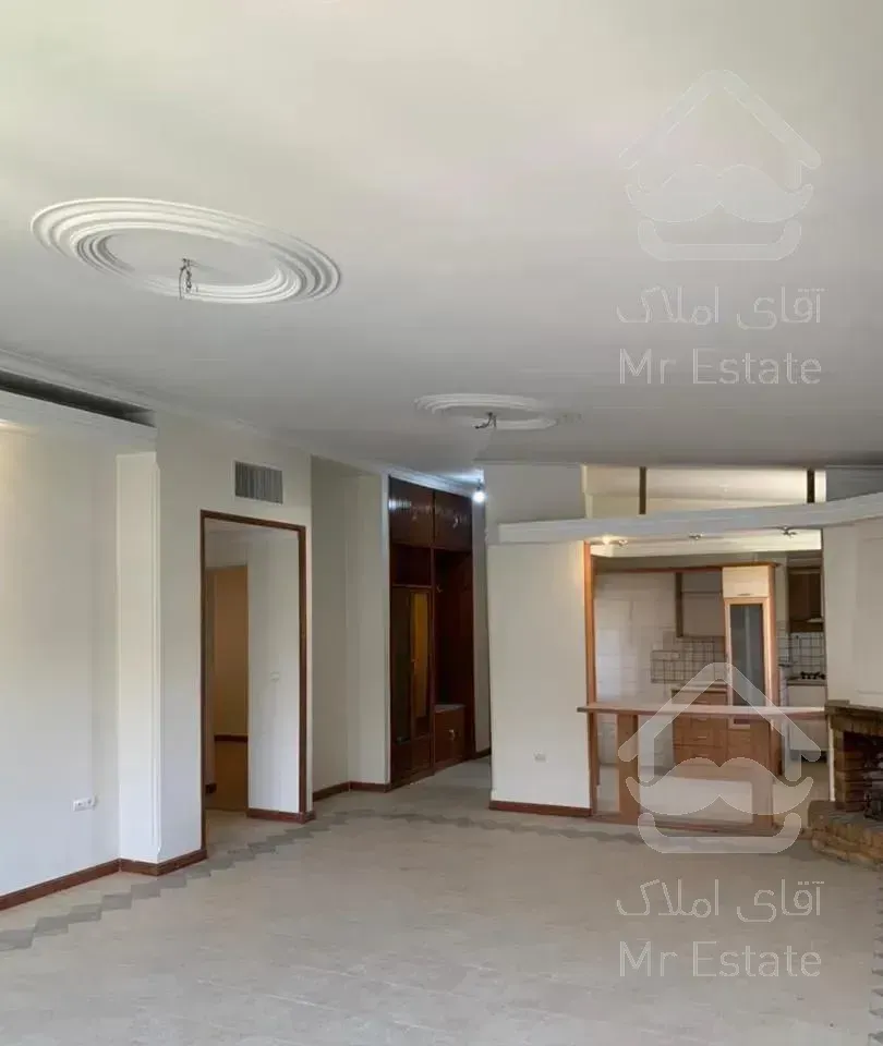 آپارتمان 111متری فاز سه مهرشهر ورودی