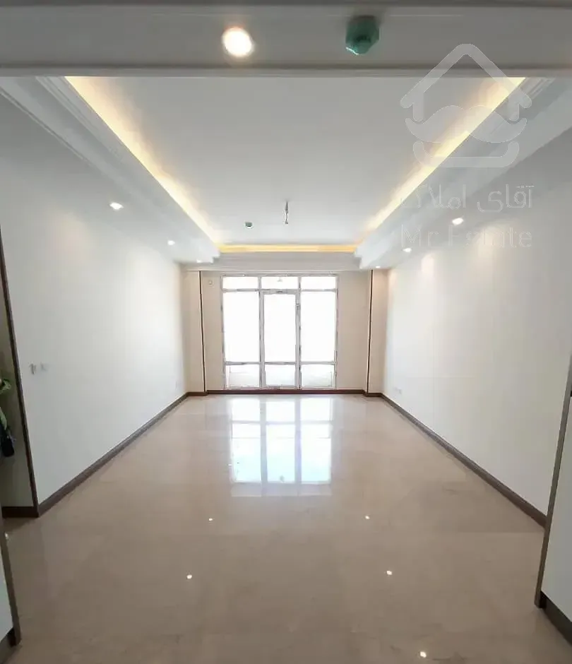 ۶۱ متر رو به خیابان گیشا