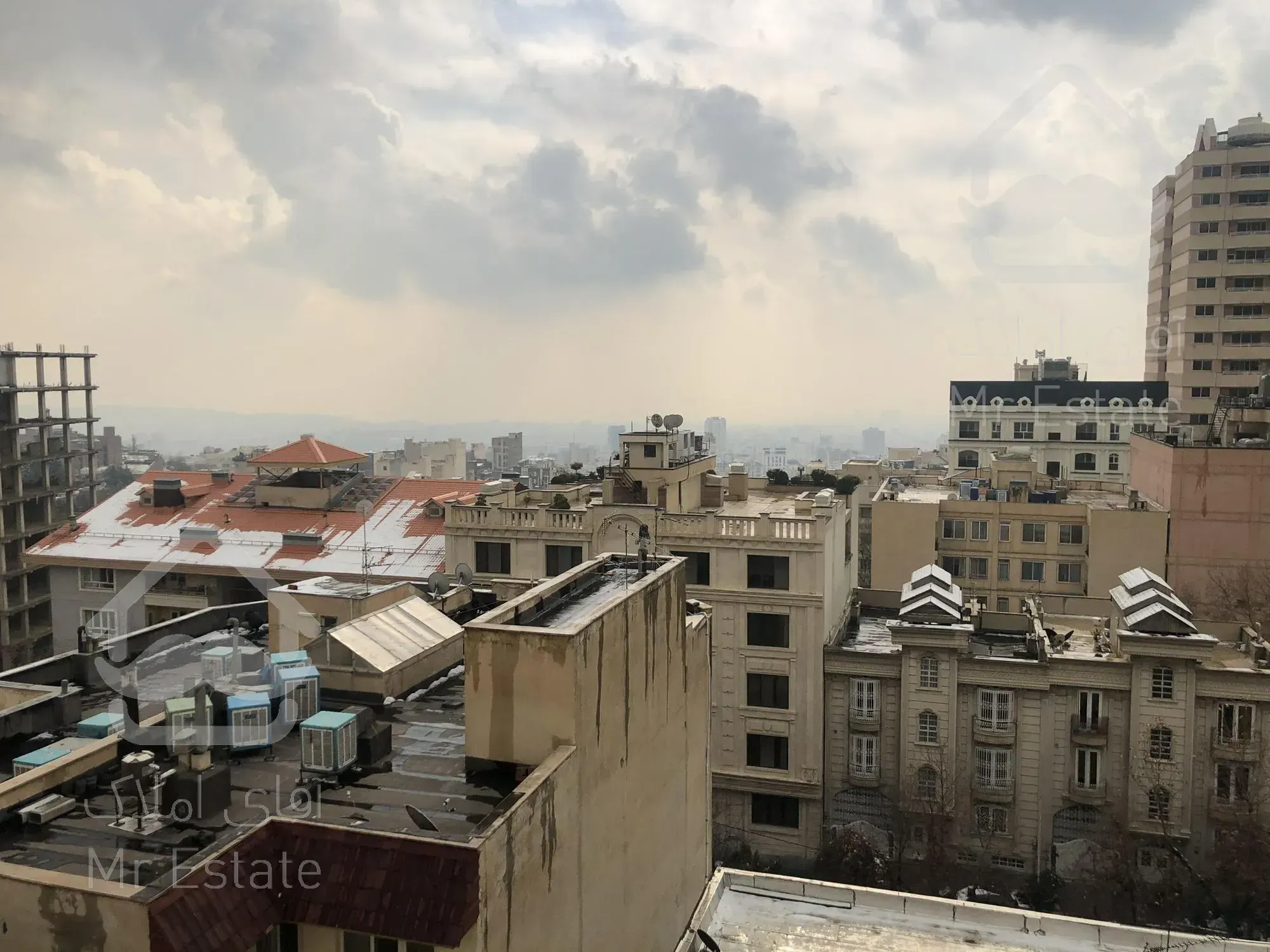 رهن و اجاره آپارتمان ۲۱۵ متری ۴ خوابه نیاوران