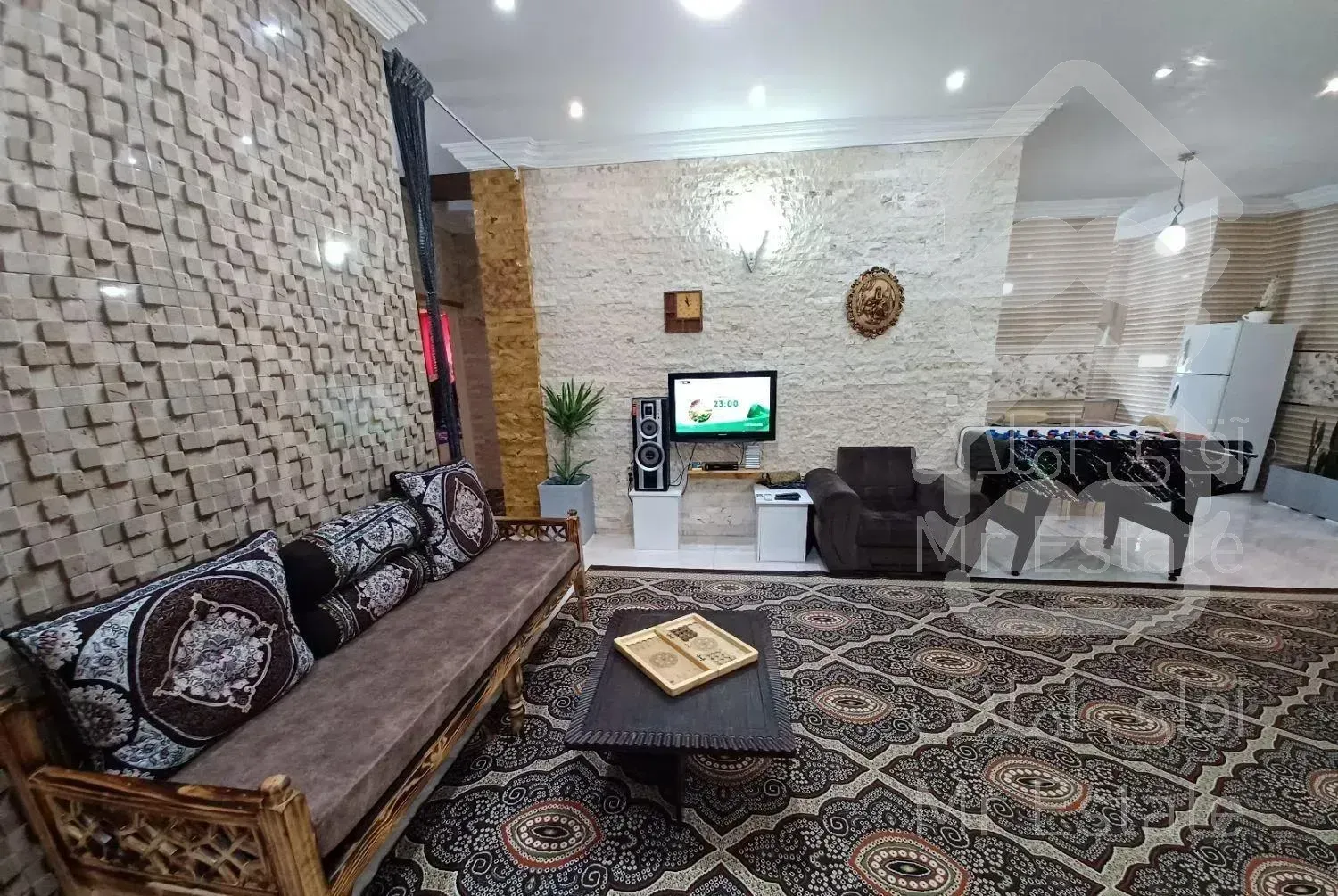 استخرآبگرم،جکوزی،بیلیاردخودم مالکم