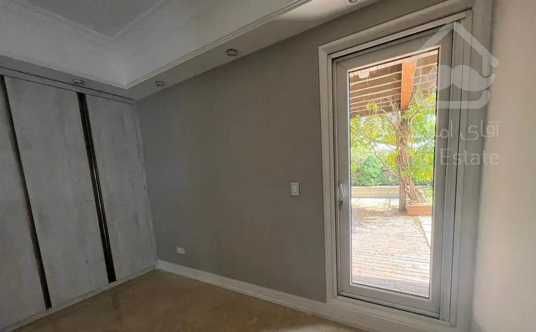 فرمانیه شرقی 373M برج باغ بالاترین طبقه 60%تهاتر