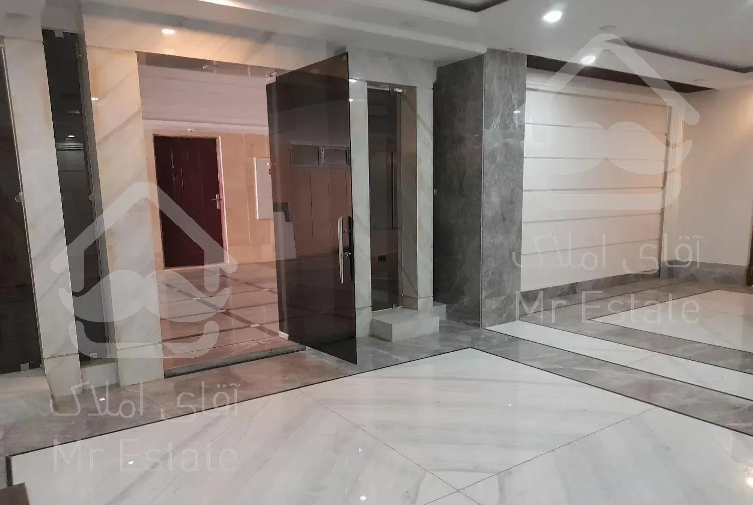 آپارتمان ۱۲۵ متر دو خوابه غرق نور توانیر