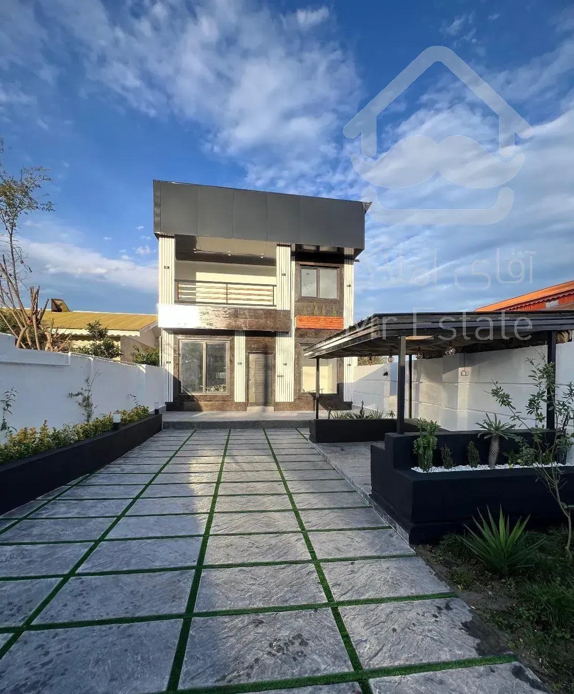 ویلا نوساز مدرن شهری لوکس