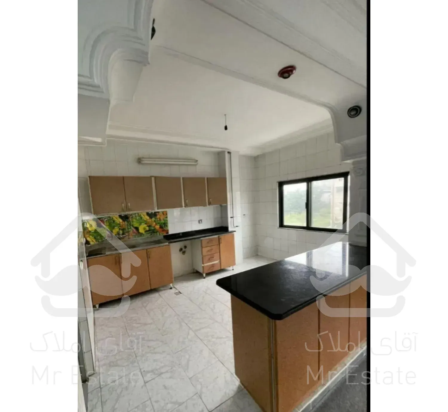 اپارتمان ۱۳۰متری مطهری