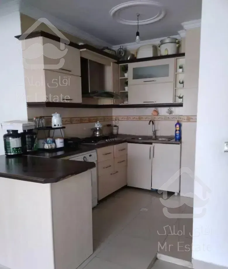 ۸۰ متری طبقه ۴ خیابان غفاری چالوس