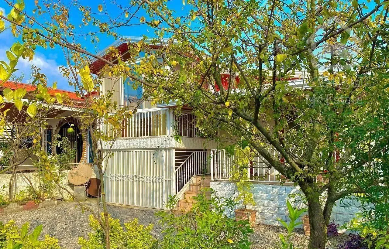 ویلا باغ ۲۵۰متری/۳ خواب مستر/شهرکی