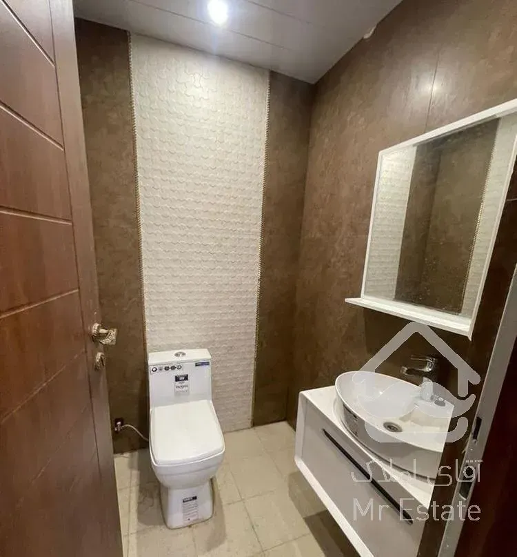 ۱۱۰متر دو خواب کلید نخورده