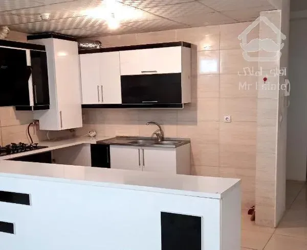 فروش آپارتمان دوخوابه در بناسازان صدرا