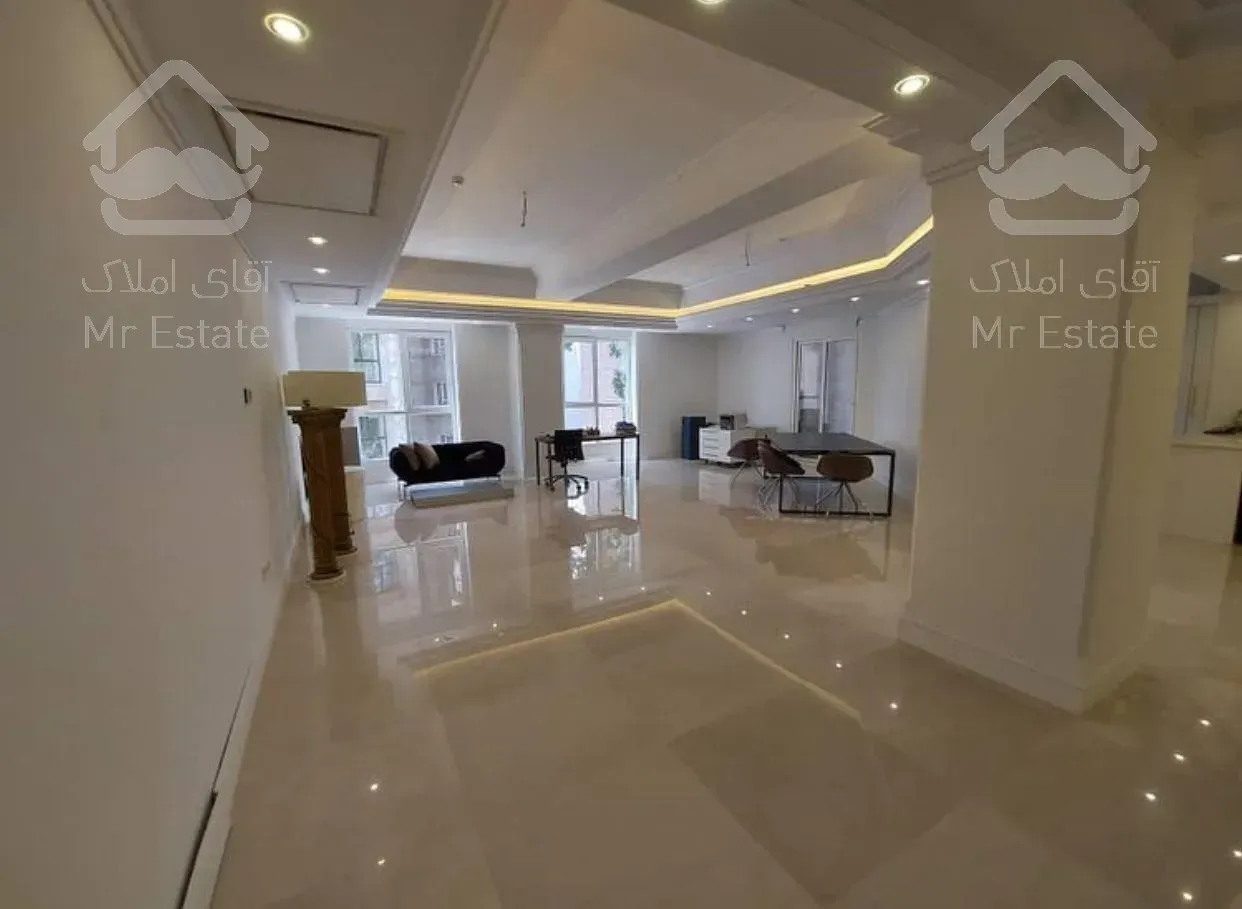 خرید آپارتمان 250 متری فرمانیه شرقی